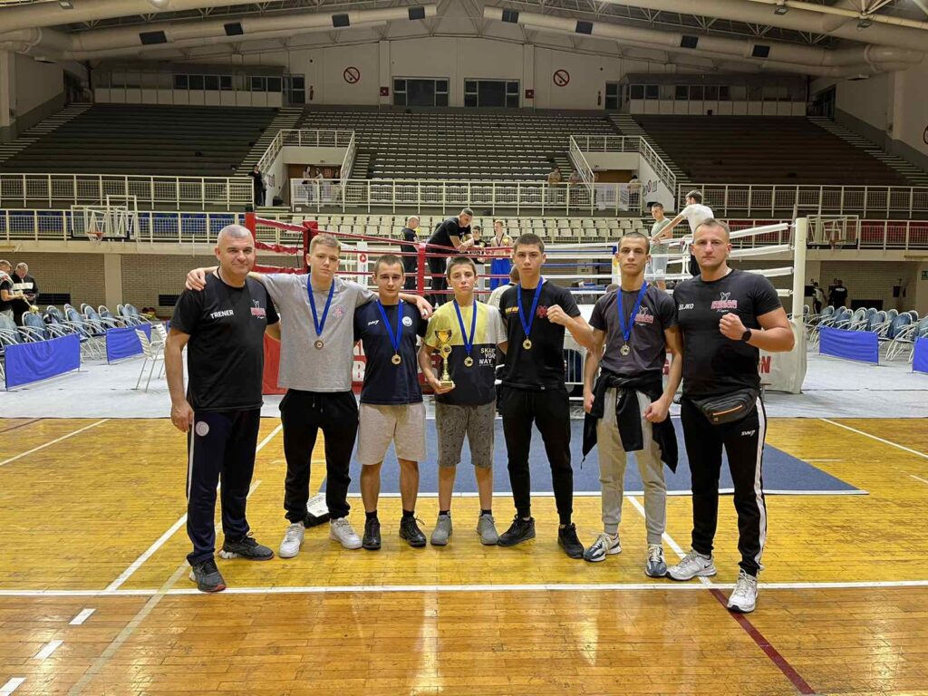 Pet medalja za kragujevačke kik boksere Glas Šumadije